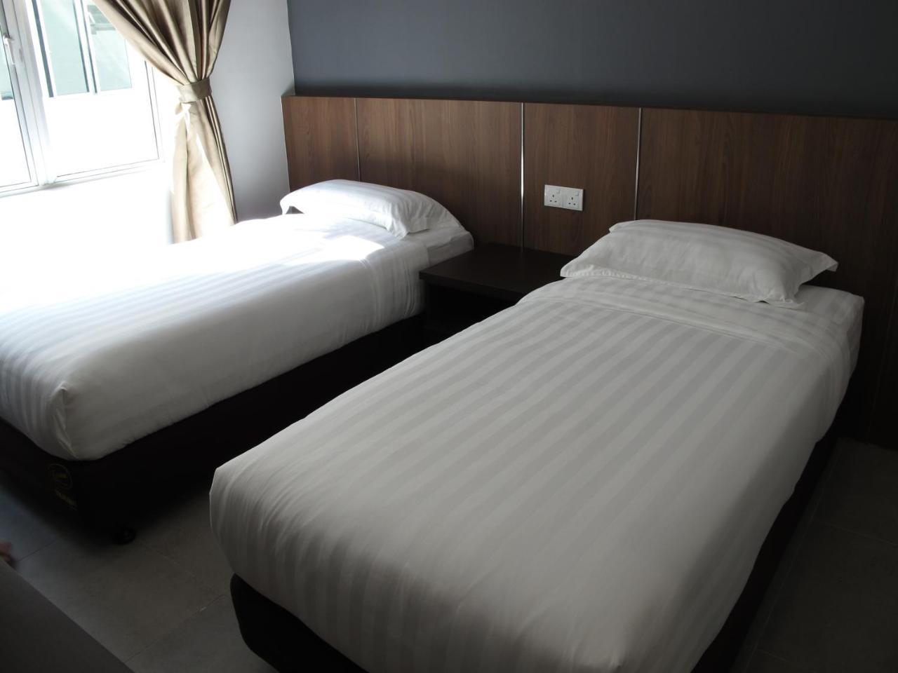 Hotel Sukaramai Kampung Gurun Extérieur photo