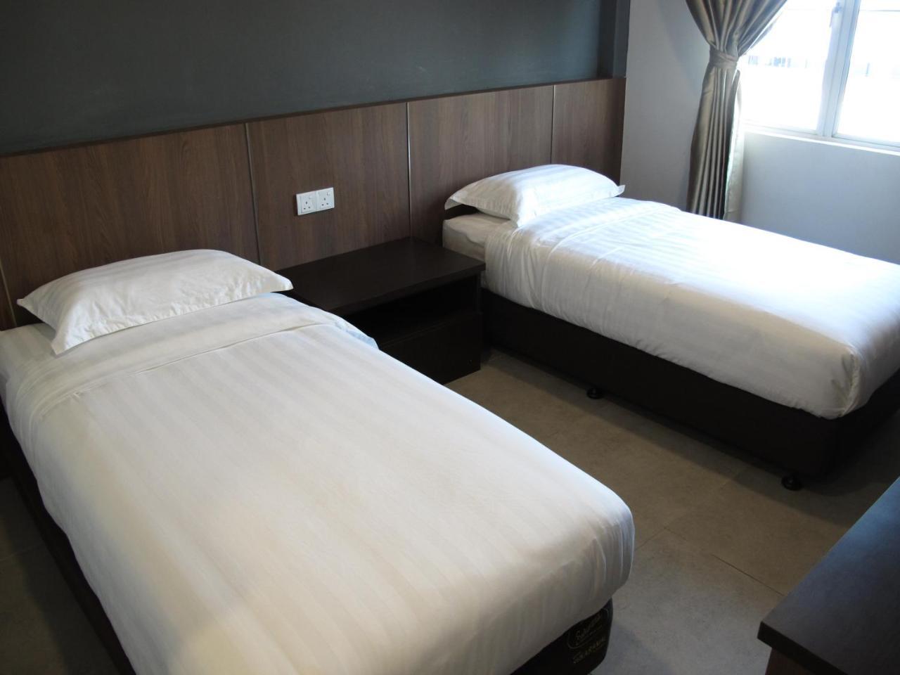 Hotel Sukaramai Kampung Gurun Extérieur photo
